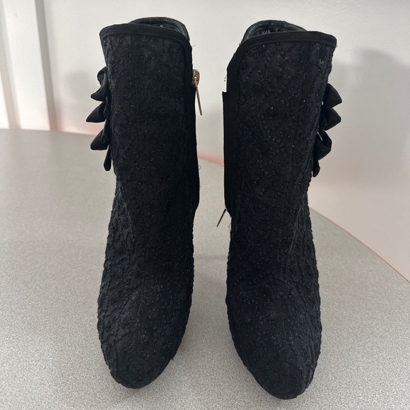Dior Lace Boots - Picture 1 of 4